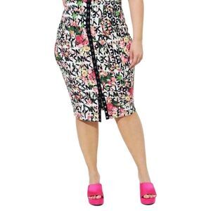💥TORRID/ BETSEY JOHNSON Light Weight  Ponte Floral Snap Front Pencil Skirt 3X